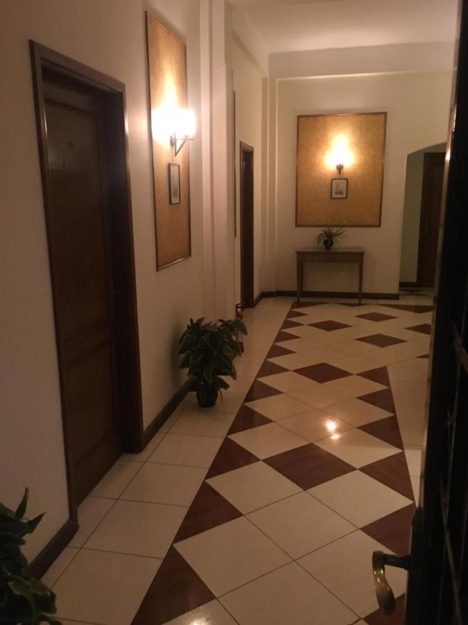 Pension Roma Кайро Екстериор снимка